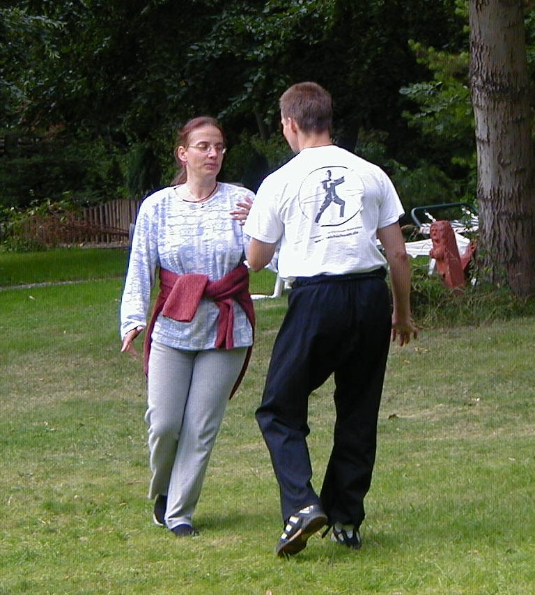 Ba Gua Training zu zweit Ba Gua Training mit Partnerin